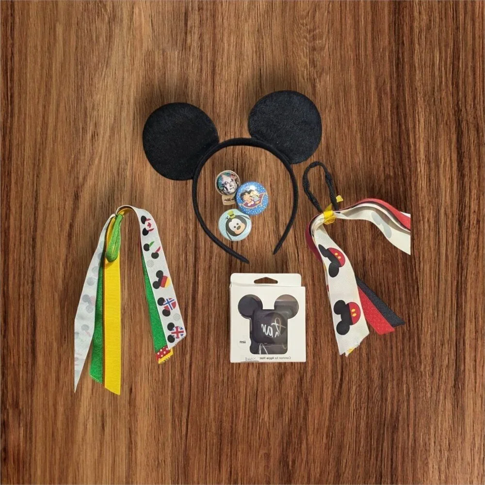 Mouse Ear Headband Ribbon Streamers Pins and‎ 44mm Apple Watch Case Bundle